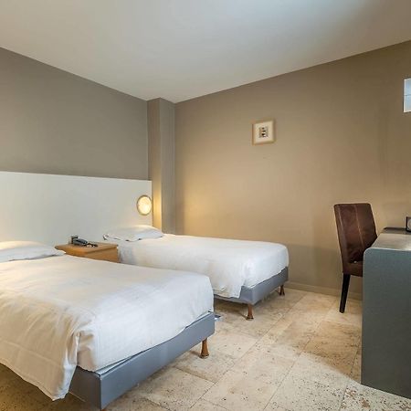Hotel Lambeau Etterbeek Esterno foto