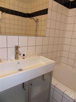 Hotel Lambeau Etterbeek Esterno foto