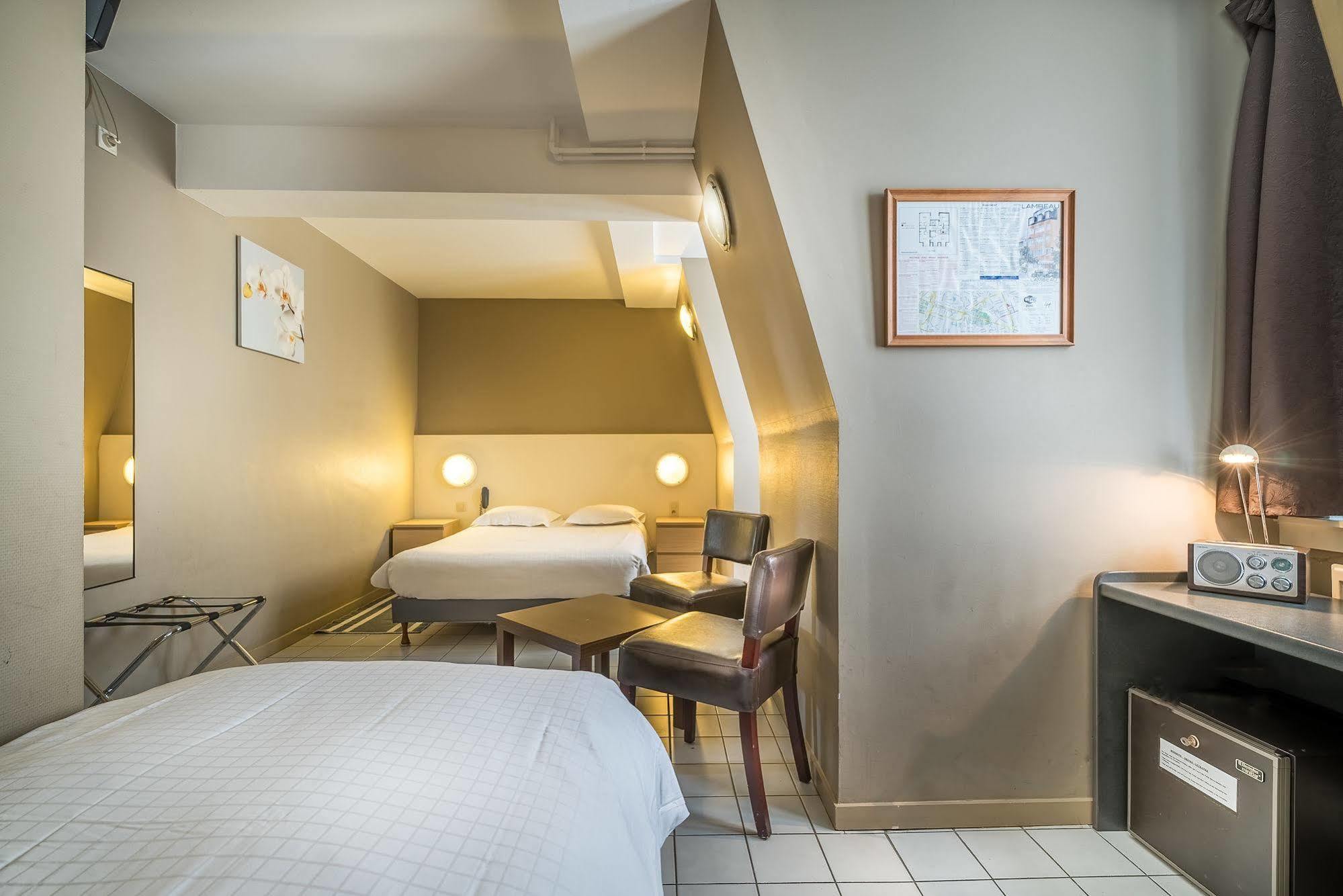 Hotel Lambeau Etterbeek Esterno foto